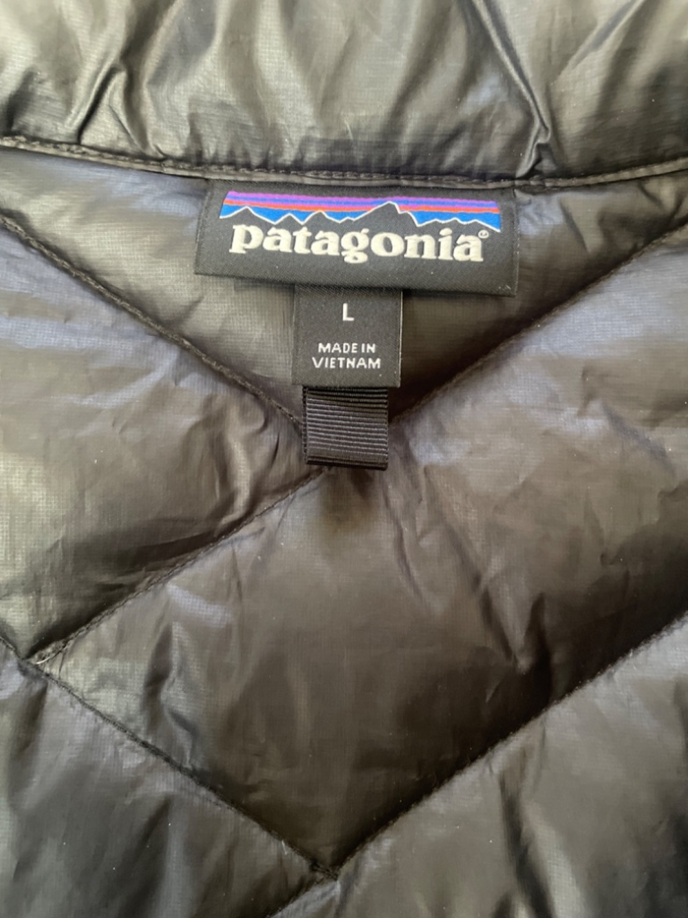 Women’s Patagonia Puffer Jacket - Picture 3 of 3